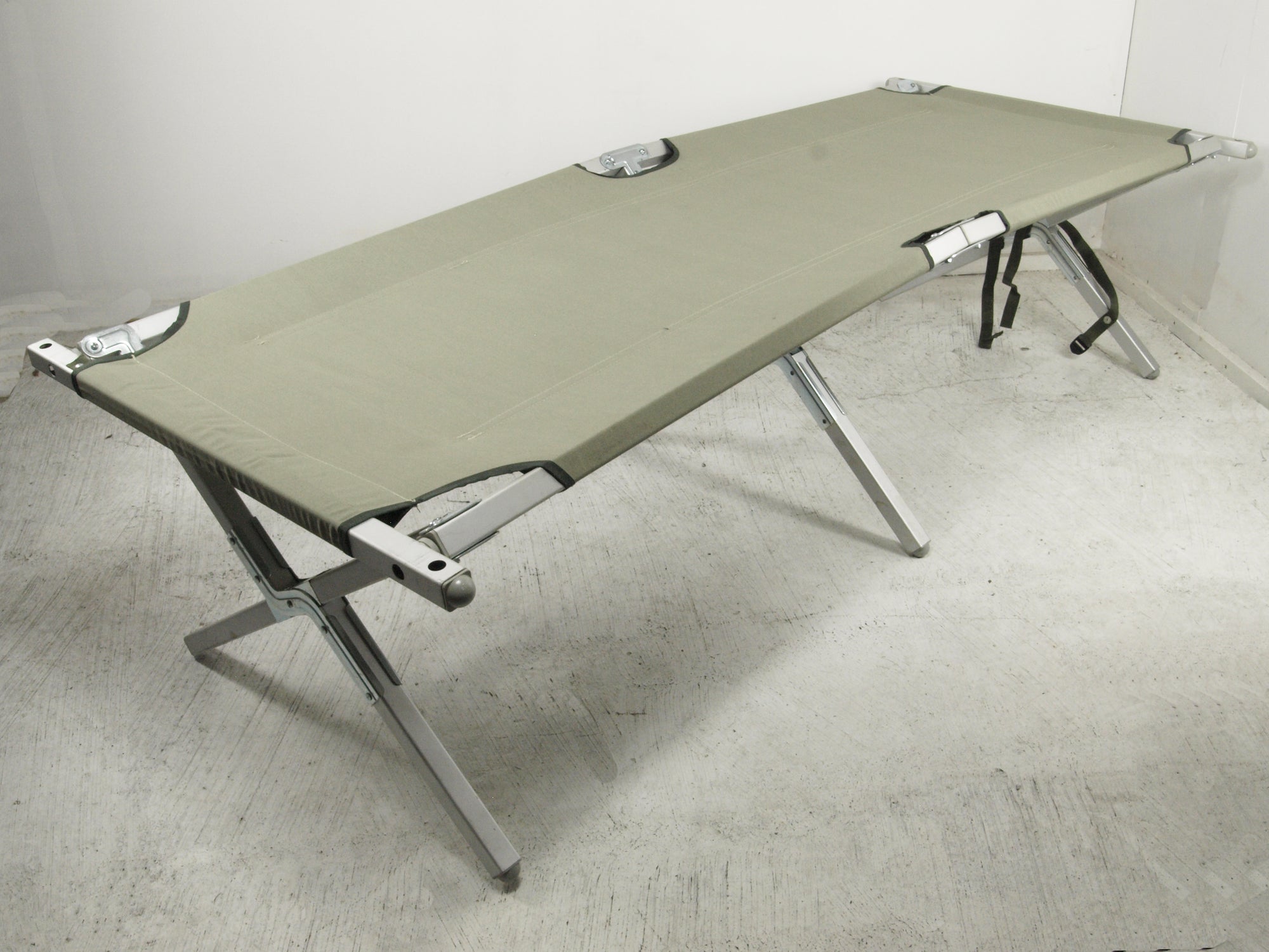 US / British army cot beds - genuine military surplus camp bed